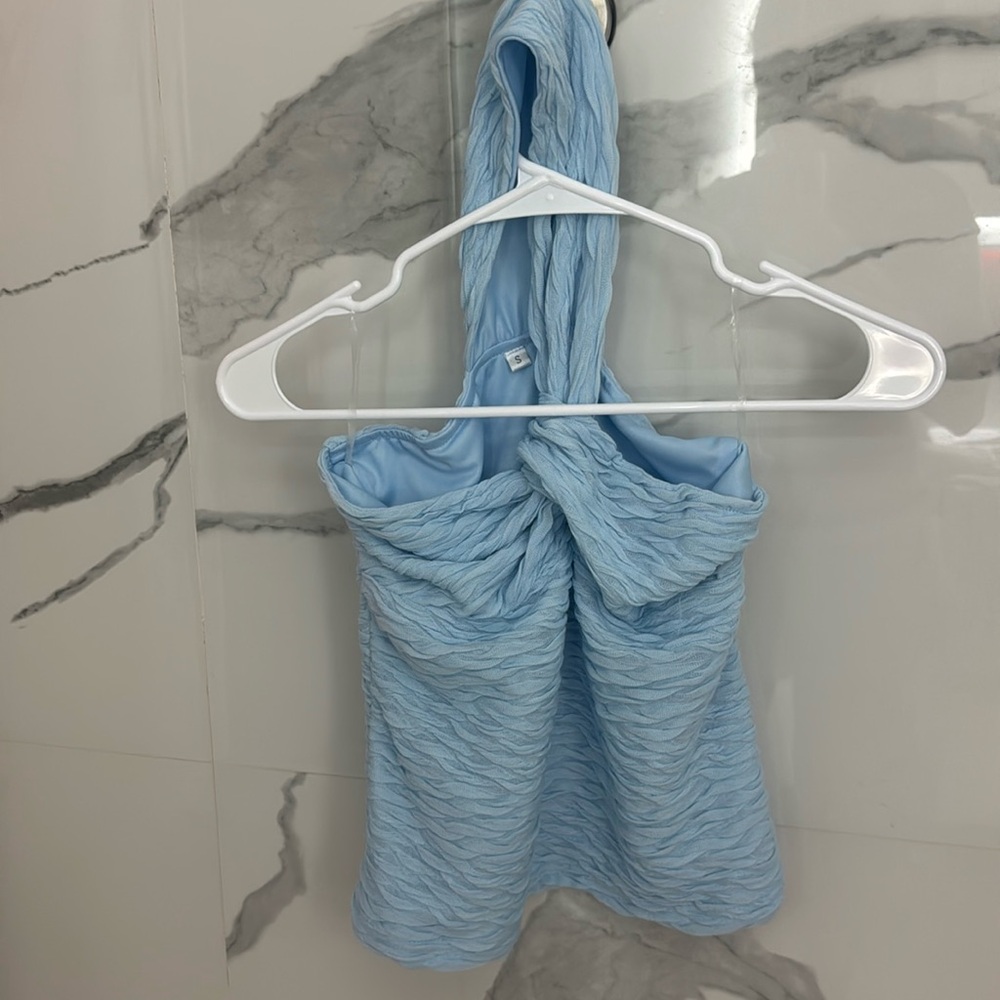 BLUE TEXTURED TOP